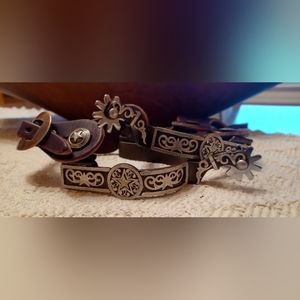 Tough1 Spurs with Staps